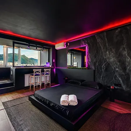 Panoramic - Jacuzzi & Tampa View *