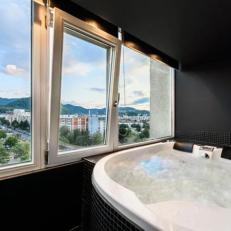 Panoramic - Jacuzzi & Tampa View 公寓 布拉索夫